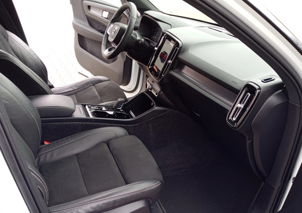 Volvo XC 40 cena 132600 przebieg: 20451, rok produkcji 2022 z Iława małe 667
